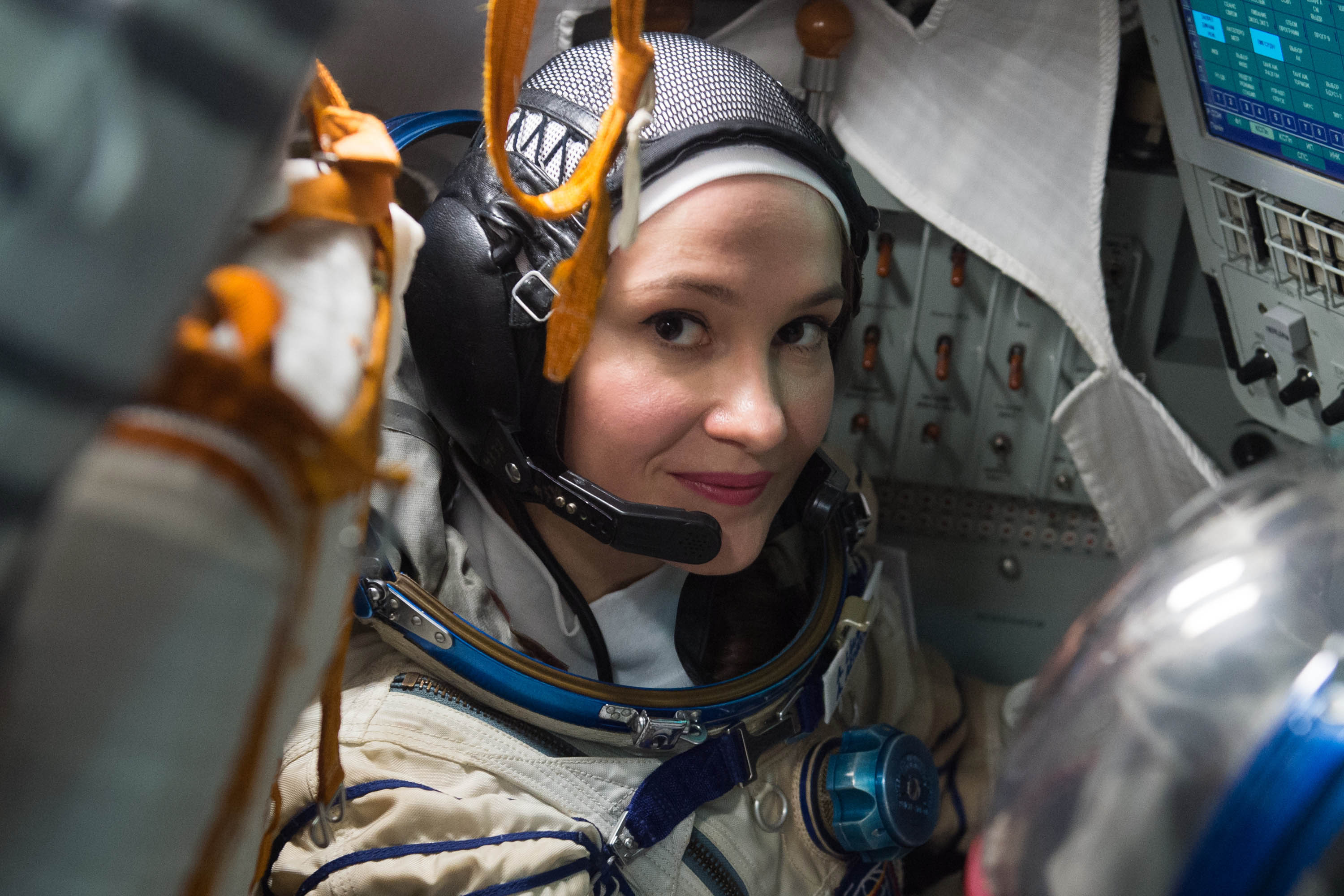 Космонавтка из белоруссии. Анастасией Ленковой космонавт белорусский.